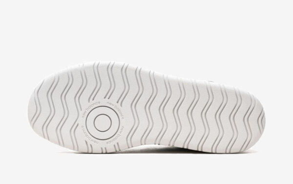 New Balance - CT302 Leather Sneakers - Sneakers Outlet Co