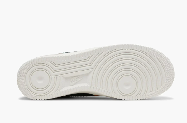 Air Force 1 '07 LX SiEMPRE Familia - Sneakers Outlet Co